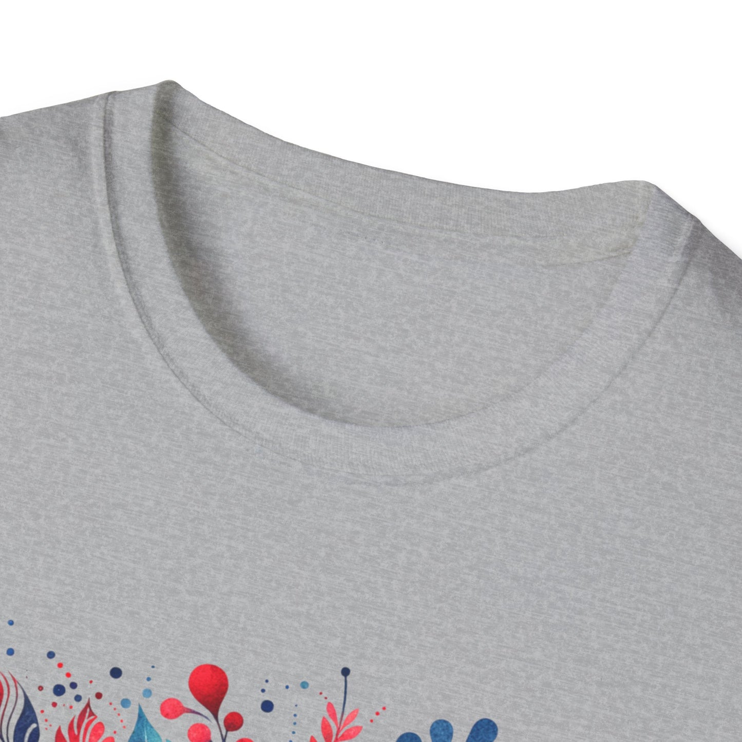 Red White & Bloom Floral Art Patriotic Unisex Graphic T-Shirt